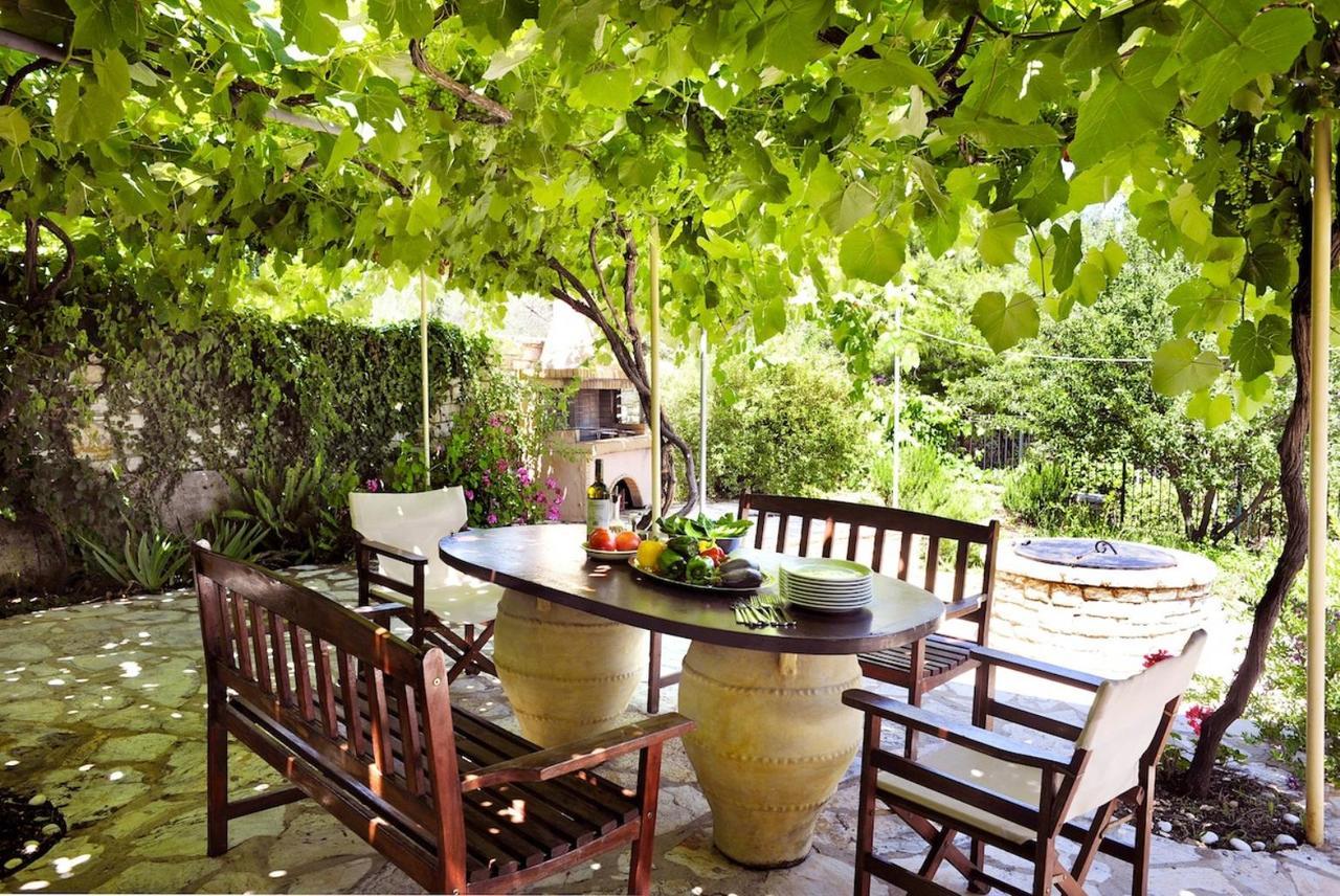 Villa Eleni Agnitsini Exterior photo